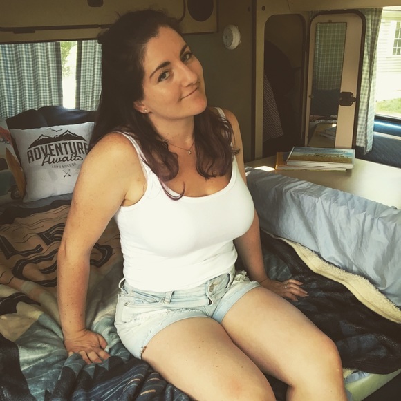 Meet your Posher, Trish - Picture 2 of 8